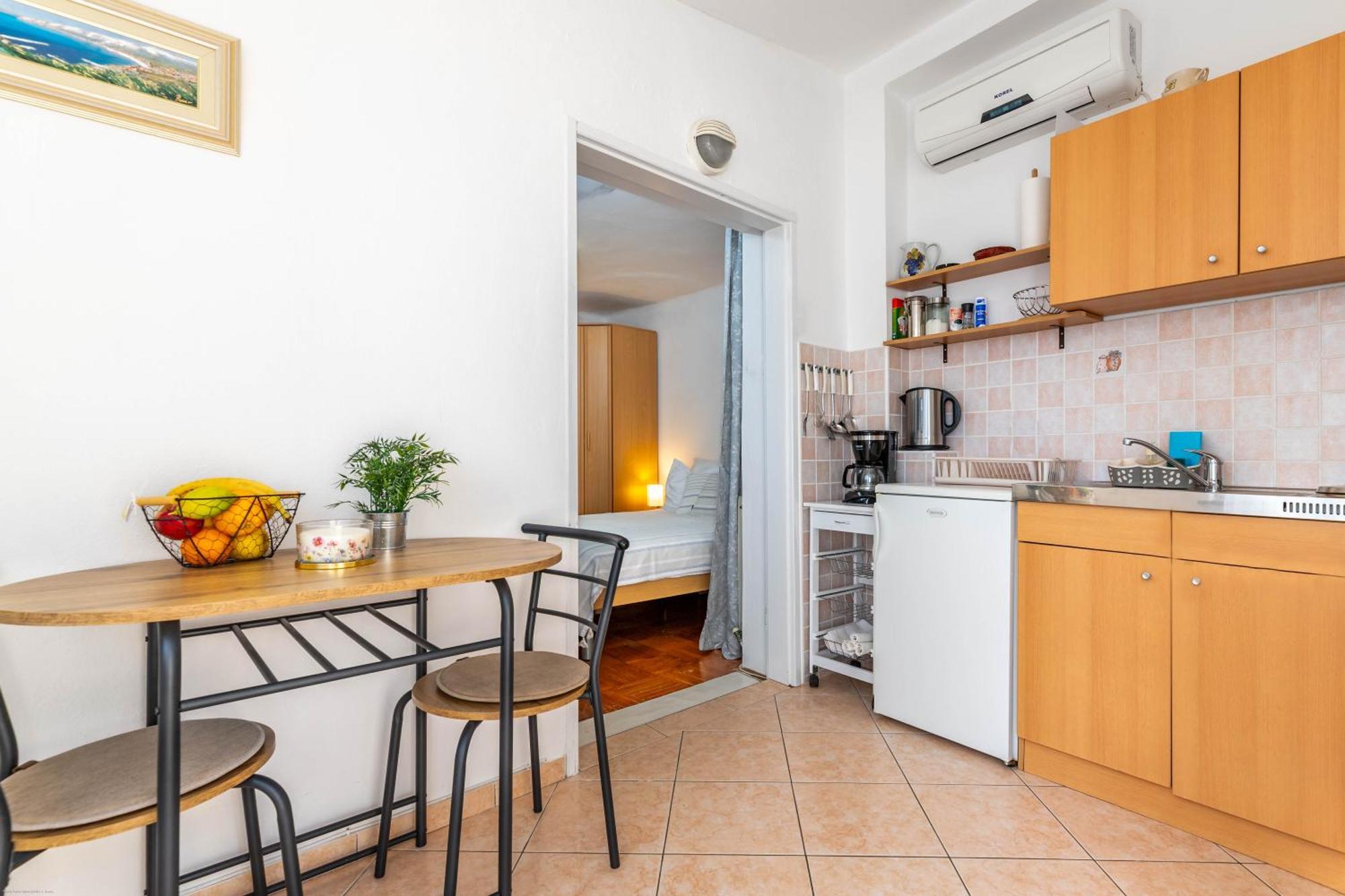 Apartments Katarina Baska  Exterior photo